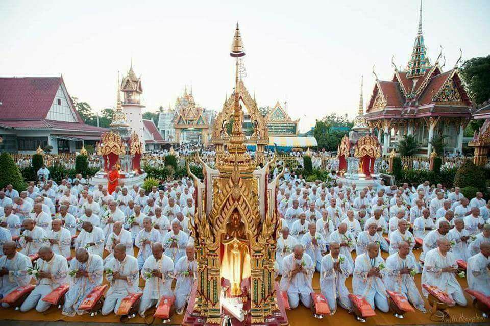 ทำบุญบวชพระวัดท่าซุง3DEC2018.jpg