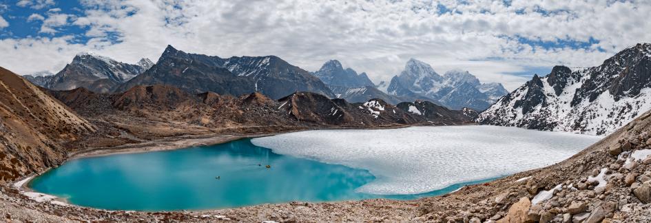 glacial-lakes-panorama-taboche-nepal.adapt_.945.1.jpg