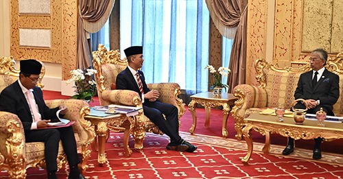 t%2Fuploads%2F2020%2F11%2FTengku-Zafrul-Tengku-Aziz-n-Agong-Sultan-Abdullah-Istana-Negara-041120.jpg